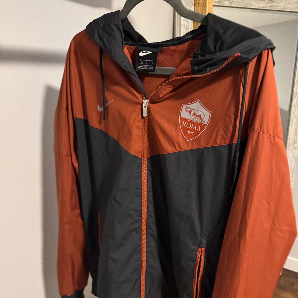 Nike ROMA Windbreaker